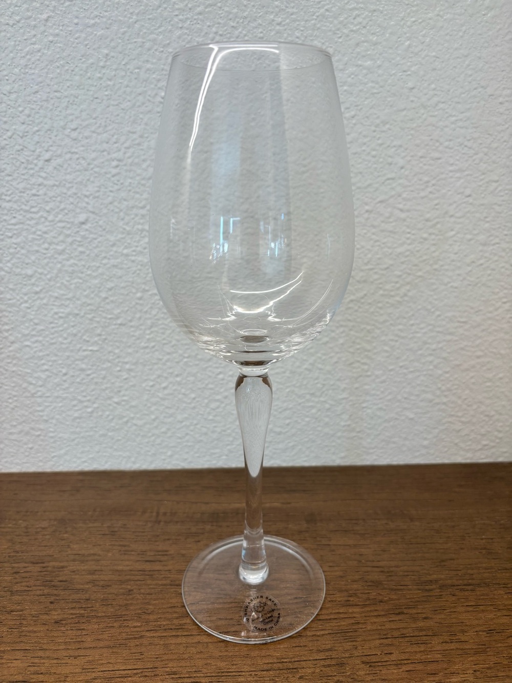 NWT Lenox Clear Crystal Wine Glass - Elegant Stemmed Wine Glass